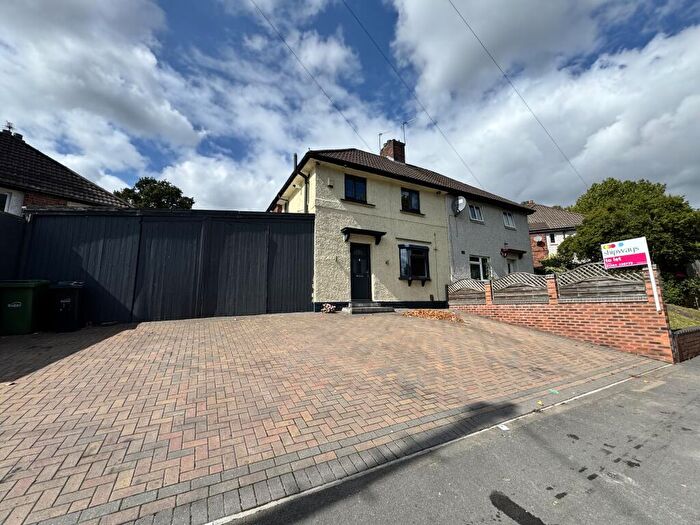 3 Bedroom Semi-Detached House To Rent In Priory Road, Dudley, DY1