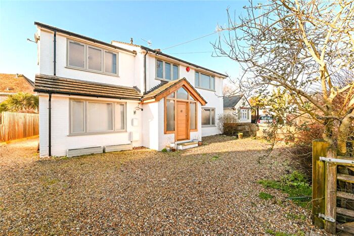 4 Bedroom Detached House For Sale In Manchester Road, Sway, Lymington, Hampshire, SO41