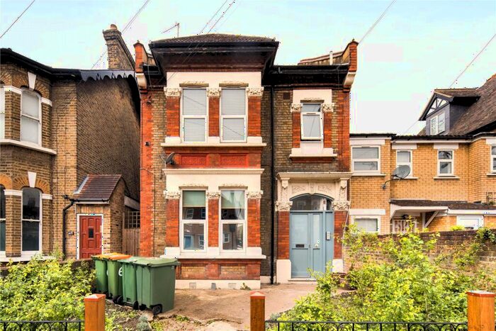 2 Bedroom Flat To Rent In Carnarvon Road, Stratford, London, E15