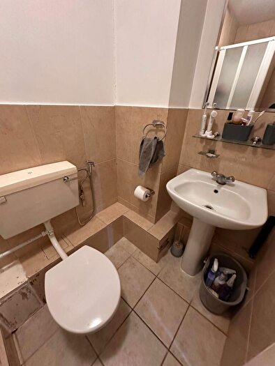 Studio To Rent In Stoke Newington Church Street, London, N16