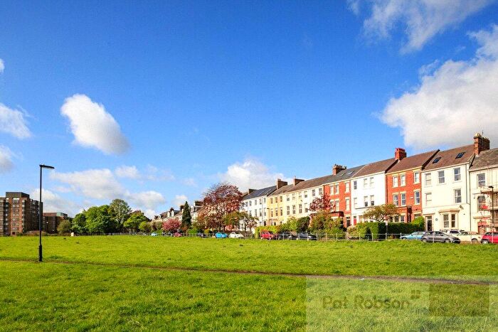 2 Bedroom Apartment For Sale In Belle Grove Terrace, Spital Tongues, Newcastle Upon Tyne, NE2