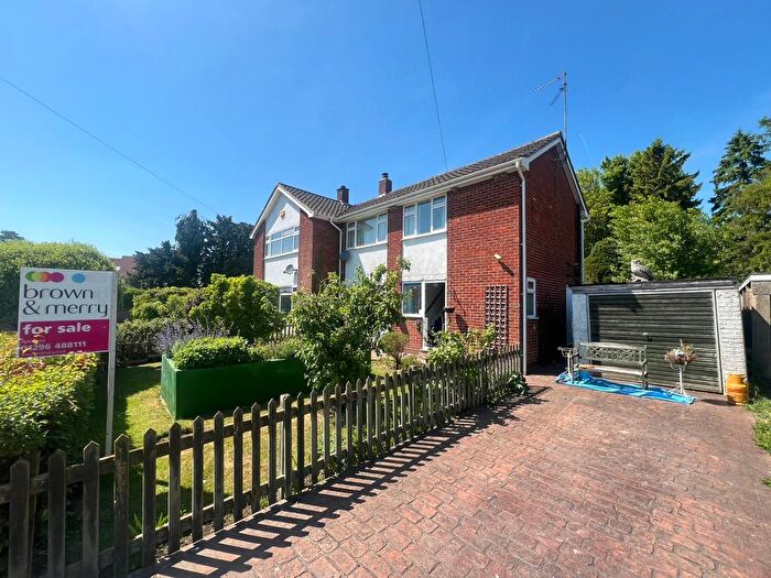 2 Bedroom Semi-Detached House For Sale In Swan Close, Whitchurch, Aylesbury, HP22