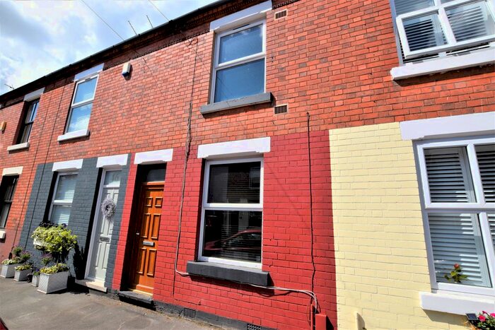 2 Bedroom Terraced House To Rent In Woodward Street, Nottingham, NG2