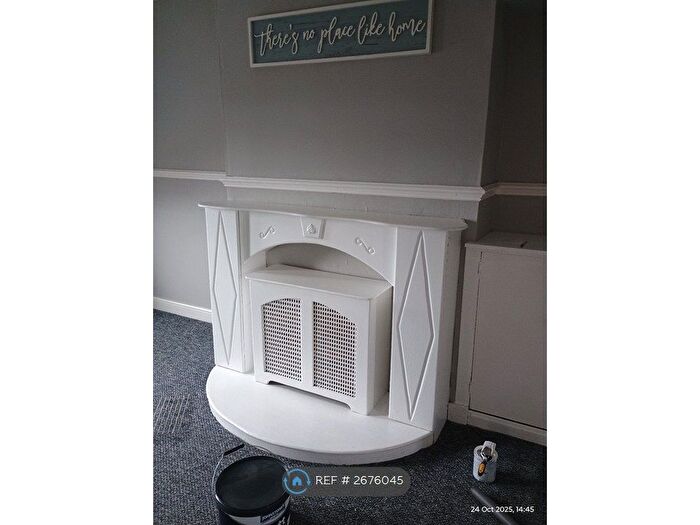 2 Bedroom Flat To Rent In Carnwarth Road, Carluke, ML8