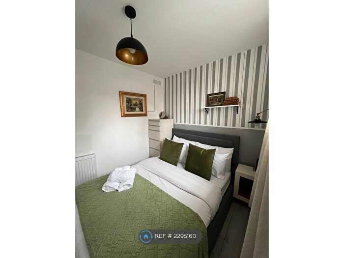 1 Bedroom Flat To Rent In Huntingfield Road, London, SW15