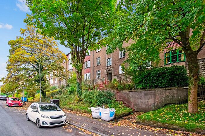 2 Bedroom Flat To Rent In Dorchester Avenue, Kelvindale, Glasgow, G12