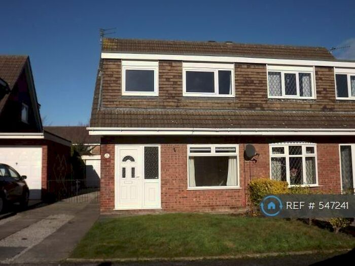 3 Bedroom Semi-Detached House To Rent In Corbridge Close, Poulton-Le-Fylde, FY6