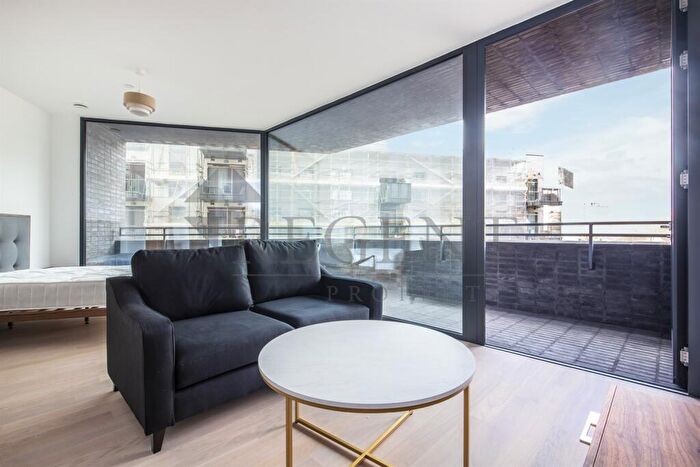 Apartment To Rent In Mono Tower, Hoxton Press, N1