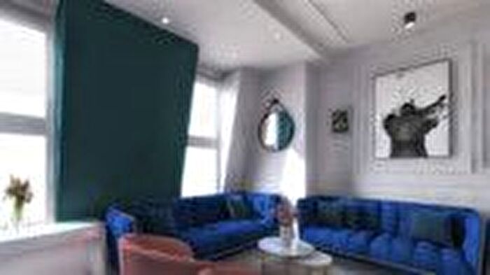 1 Bedroom Flat For Sale In Berners Mansions, - Berners Street, London, W1T