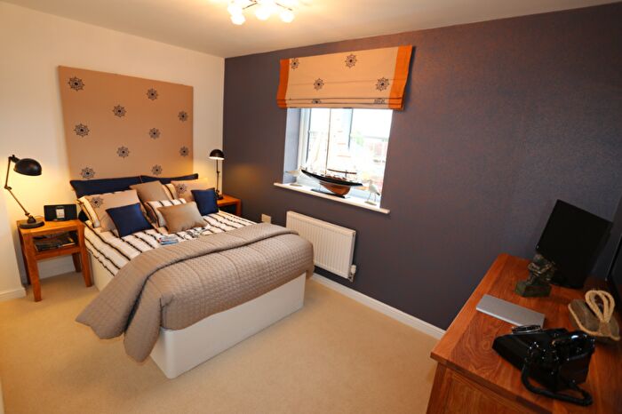2 Bedroom Semi-Detached House For Sale In The Grove, Poolbrook, Chesterfield, S43