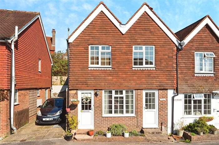 2 Bedroom Maisonette For Sale In South Street, Mayfield, East Sussex, TN20
