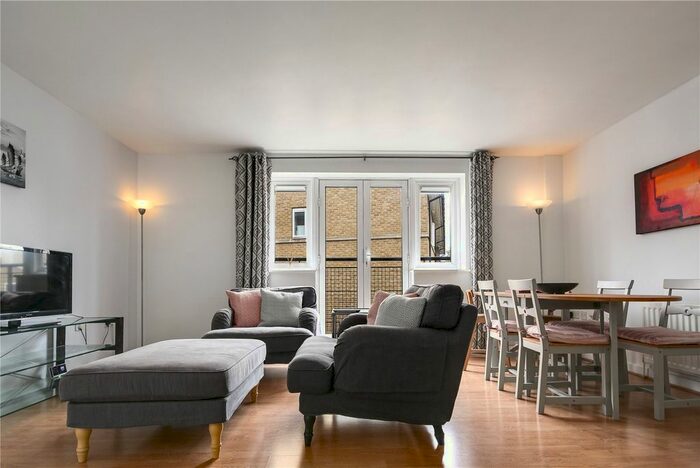 2 Bedroom Flat To Rent In Menai Place, Bow, London, E3