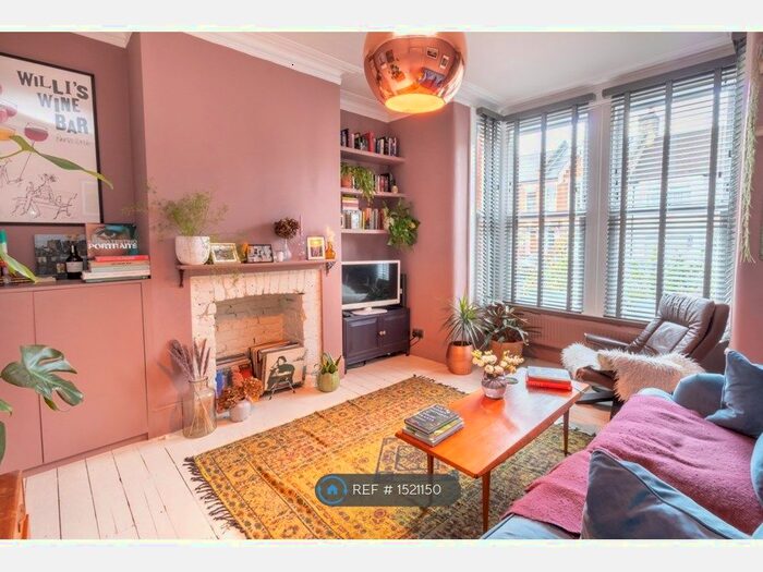 2 Bedroom Flat To Rent In Dunstans Road, London, SE22