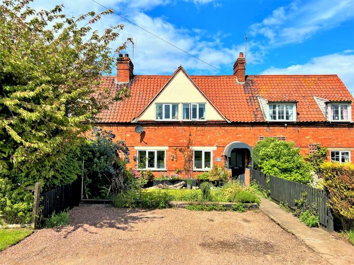 4 Bedroom Cottage For Sale In Westborough Road, Hougham, Grantham, NG32