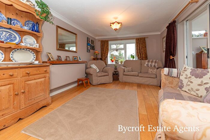 2 Bedroom Detached House For Sale In Martham Road, West Somerton, Great Yarmouth, NR29
