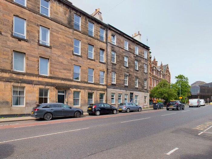 4 Bedroom Flat To Rent In East Preston Street, Newington, Edinburgh, EH8