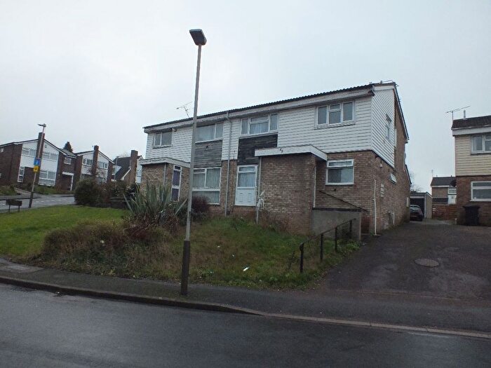 2 Bedroom Flat To Rent In Tavistock Drive, Leicester, LE5