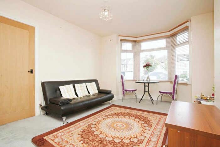 3 Bedroom Terraced House For Sale In Wallace Road, Keresley, Coventry, CV6