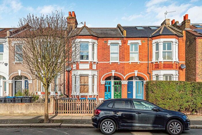 1 Bedroom Maisonette To Rent In South Park Road, London, SW19