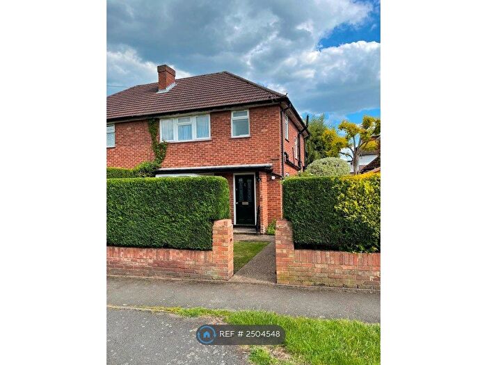 2 Bedroom Semi-Detached House To Rent In Little Marlow Road, Marlow Bucks Uk, SL7
