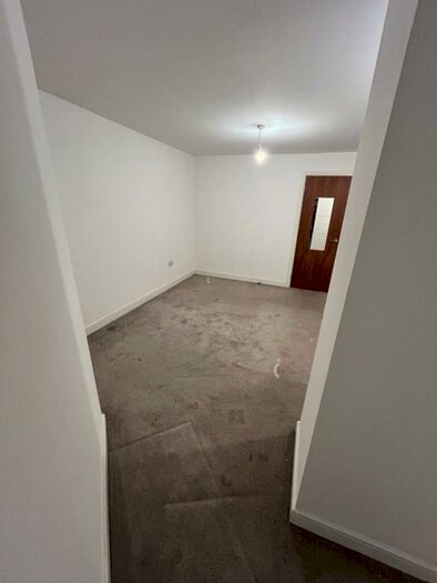 1 Bedroom Flat To Rent In Landmark, Waterfront West, Brierley Hill, West Midlands, DY5