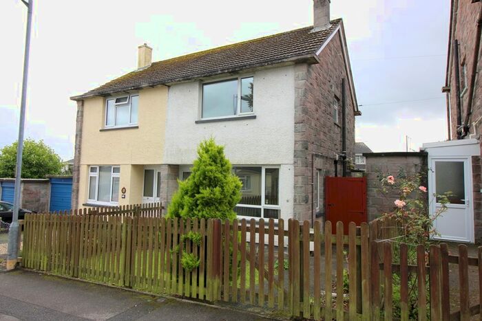 2 Bedroom Semi-Detached House To Rent In Grenfell Avenue, Saltash, PL12