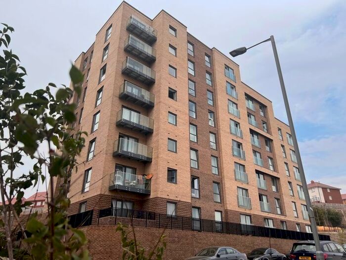 1 Bedroom Flat To Rent In Stirling Drive, Luton, LU2