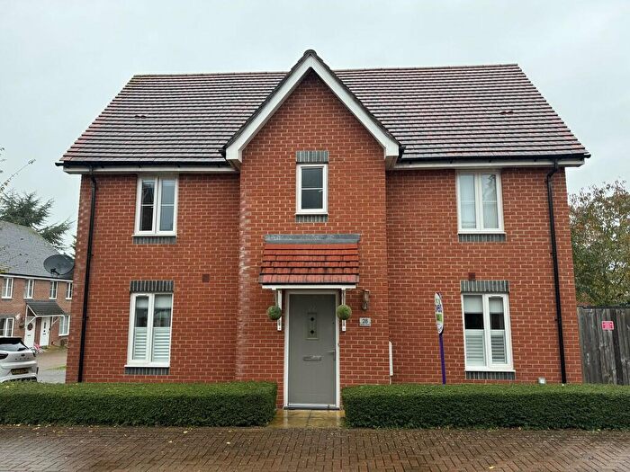 3 Bedroom Semi-Detached House To Rent In Bailey Close, Picket Piece, Andover, SP11