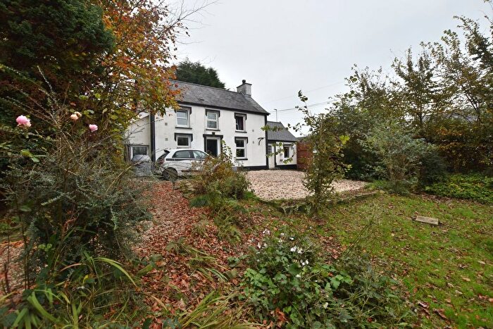 4 Bedroom Detached House For Sale In Croeslan, Llandysul, SA44
