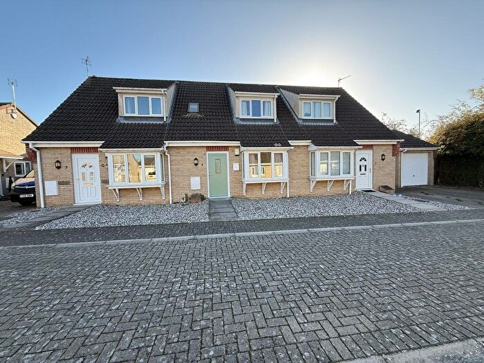 2 Bedroom Terraced House To Rent In James Nurse Close, Cambridge, CB1