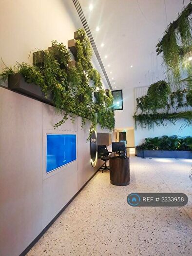 2 Bedroom Flat To Rent In Oxygen Tower, Manchester, M1