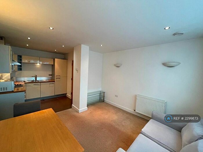 1 Bedroom Flat To Rent In Adriatic Apartments, London, E16