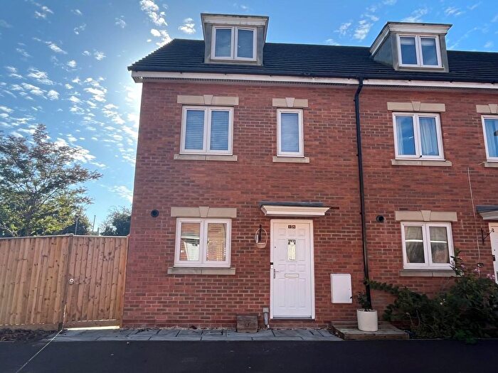 4 Bedroom End Of Terrace House For Sale In Norris Road, Hilperton, BA14