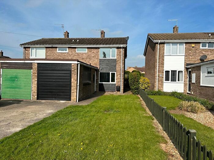 3 Bedroom Semi-Detached House To Rent In Ermine Way, Sawtry, PE28