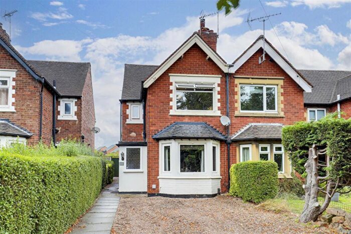 3 Bedroom Semi-Detached House For Sale In Queens Road West, Beeston, Nottinghamshire, NG9