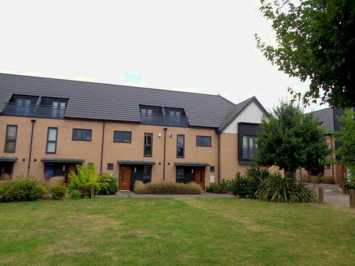 3 Bedroom House To Rent In Neath Farm Court, Cherry Hinton, Cambridge, CB1
