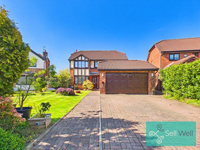 4 Bedroom Detached House For Sale In Arkholme, Worsley, Manchester, M28