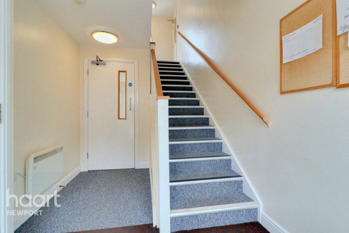 2 Bedroom Apartment For Sale In Alicia Crescent, Newport, NP20
