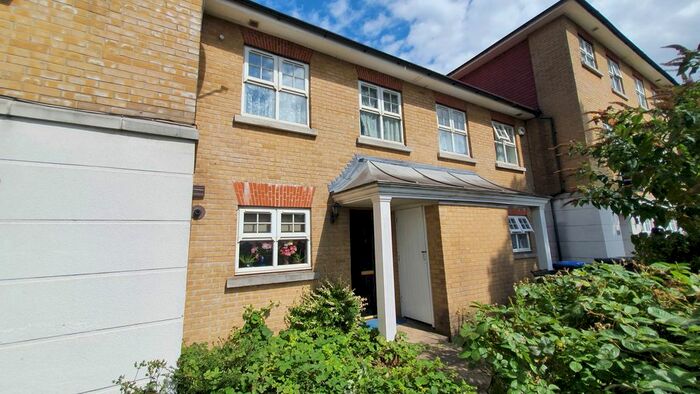 3 Bedroom Terraced House To Rent In Honeypot Lane, Kingsbury, NW9