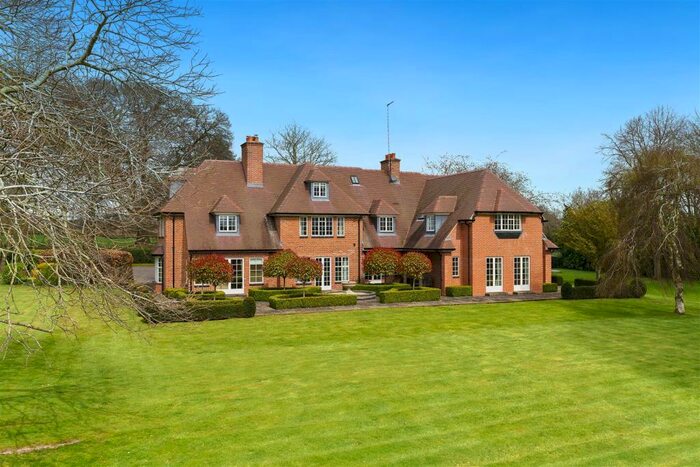 6 Bedroom Detached House For Sale In Ashow, Kenilworth, Warwickshire, CV8