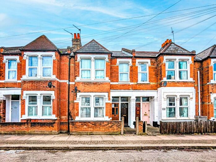 2 Bedroom Maisonette To Rent In Nutwell Street, London, SW17