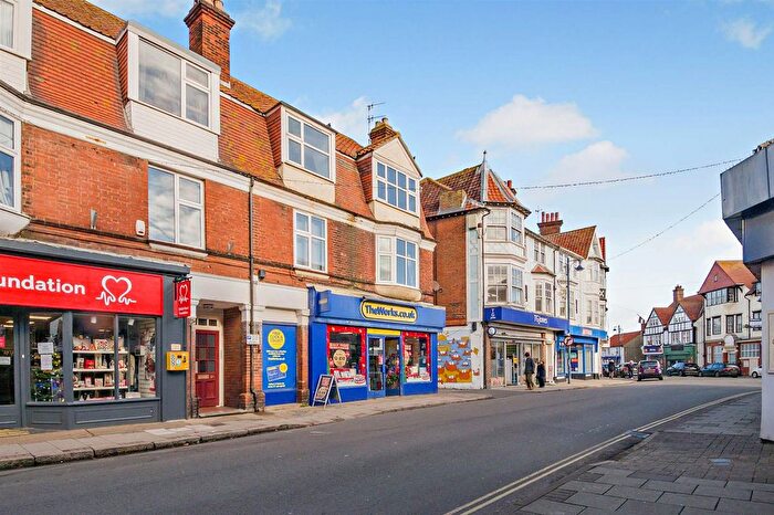 3 Bedroom Flat For Sale In Church Street, Sheringham, NR26