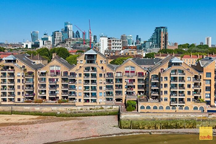 2 Bedroom Apartment For Sale In Wapping High Street, London, E1W