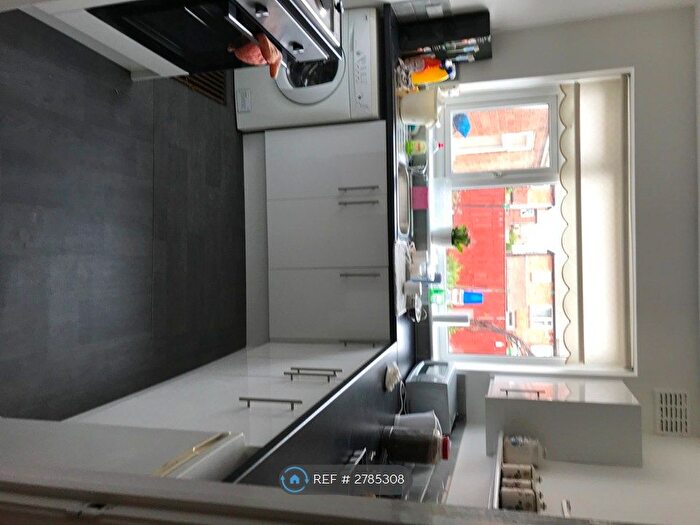 3 Bedroom Semi-Detached House To Rent In Heather Drive, Acklam, TS5