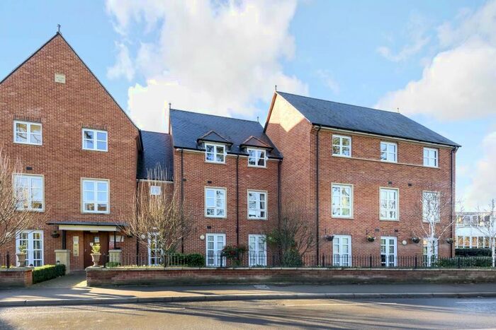 1 Bedroom Flat To Rent In Abingdon, Oxfordshire, OX14