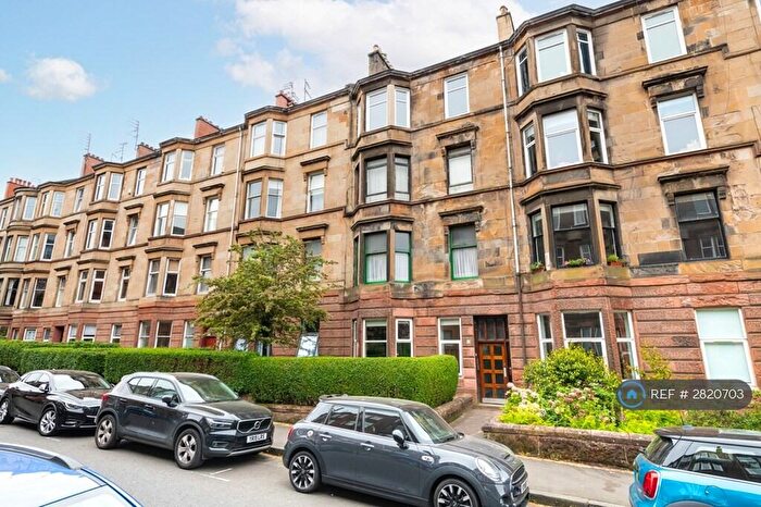 3 Bedroom Flat To Rent In Havelock Street, Glasgow, G11