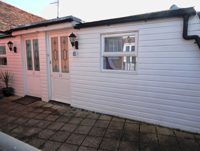 2 Bedroom Flat To Rent In George Street, Chelmsford, CM2