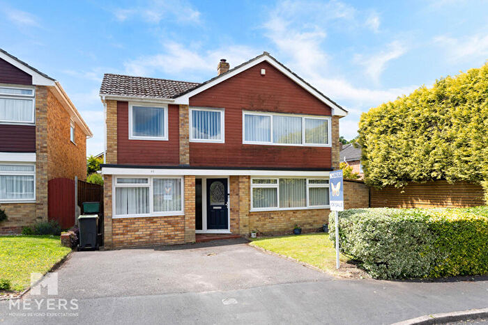 4 Bedroom Detached House For Sale In Wollaton Road, Ferndown, BH22