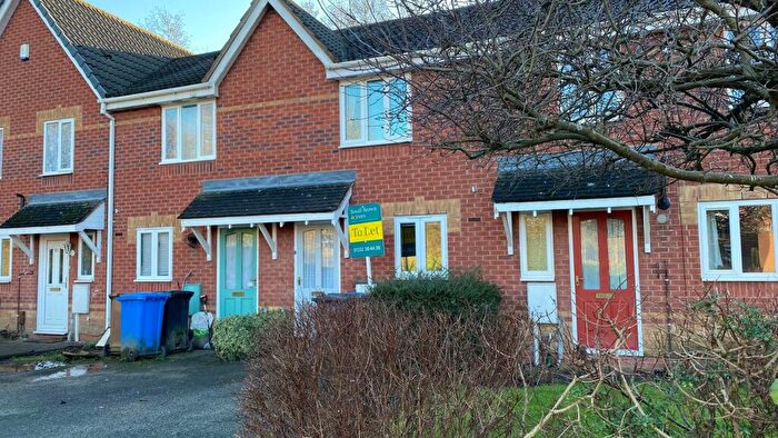 2 Bedroom Town House To Rent In Euston Drive, Chester Green, DE1