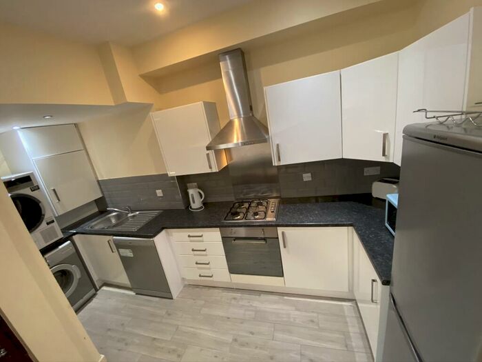 5 Bedroom Terraced House To Rent In Claremont Road, Rusholme, Manchester, M14